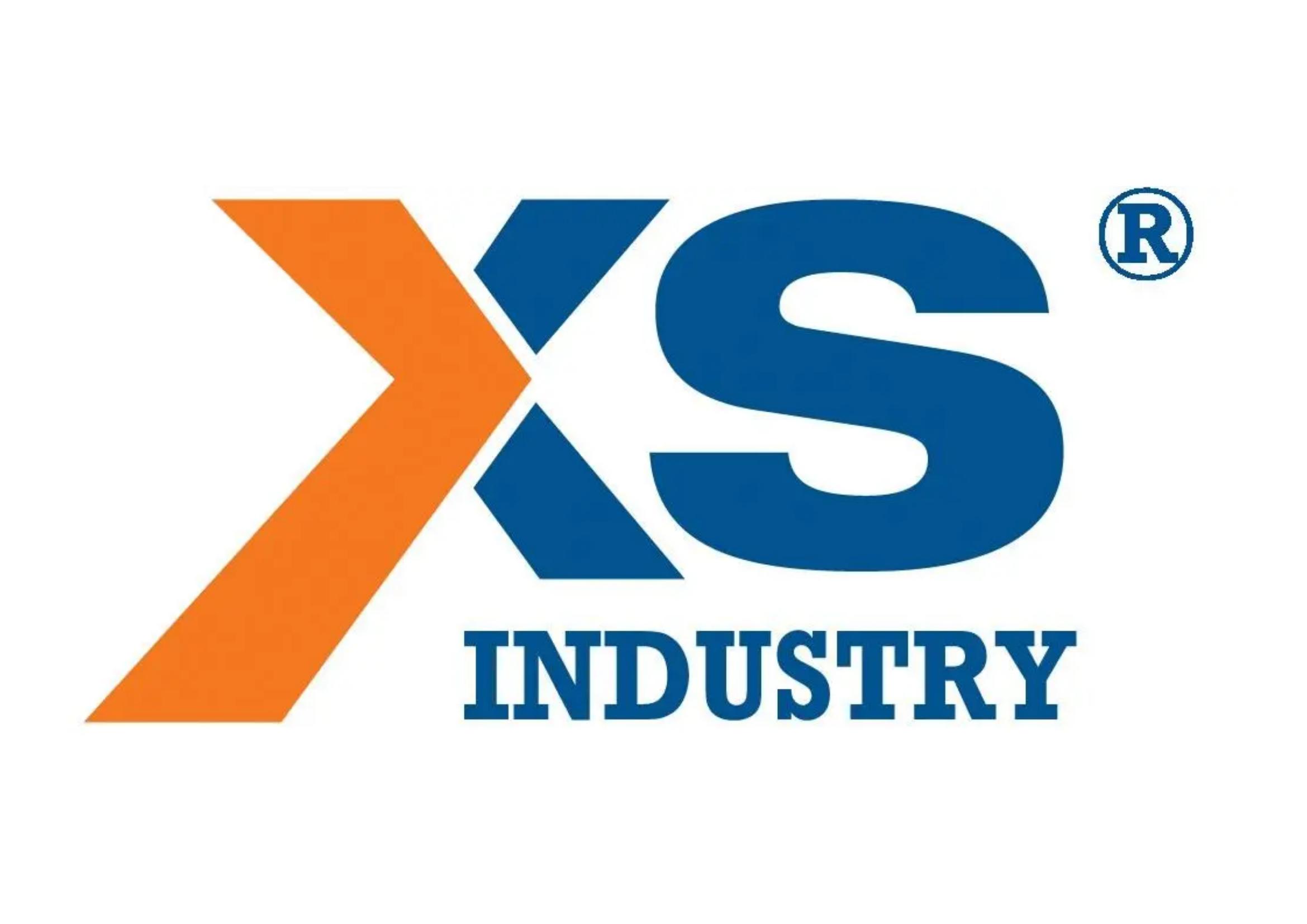 XS